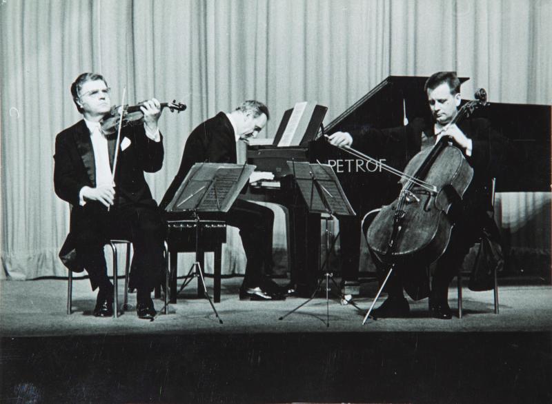 Sukovo trio ve složení Josef Suk (housle), Jan Panenka (klavír) a Josef Chuchro (violoncello), asi 70. léta 20. století